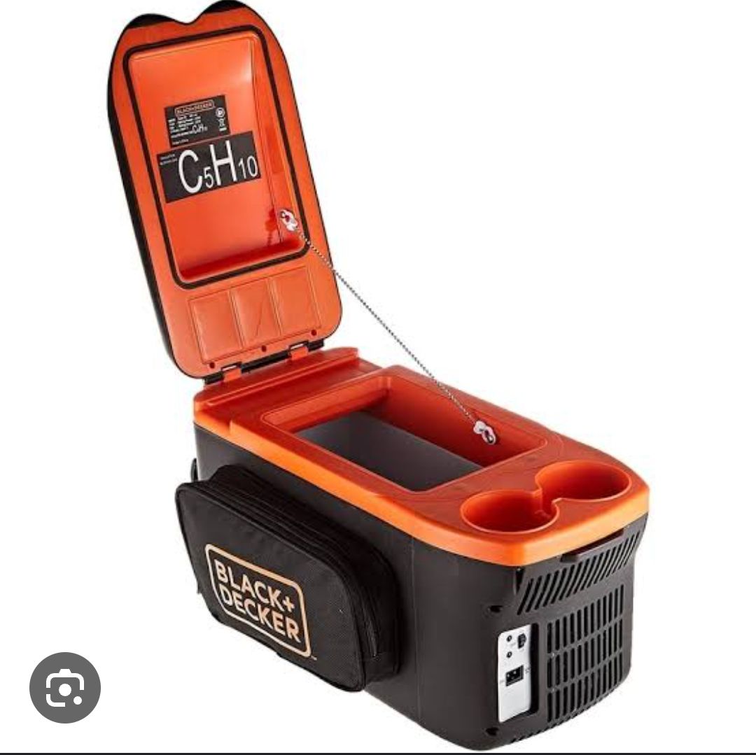 Black and Decker - Mini Refrigerator cooler for car purpose