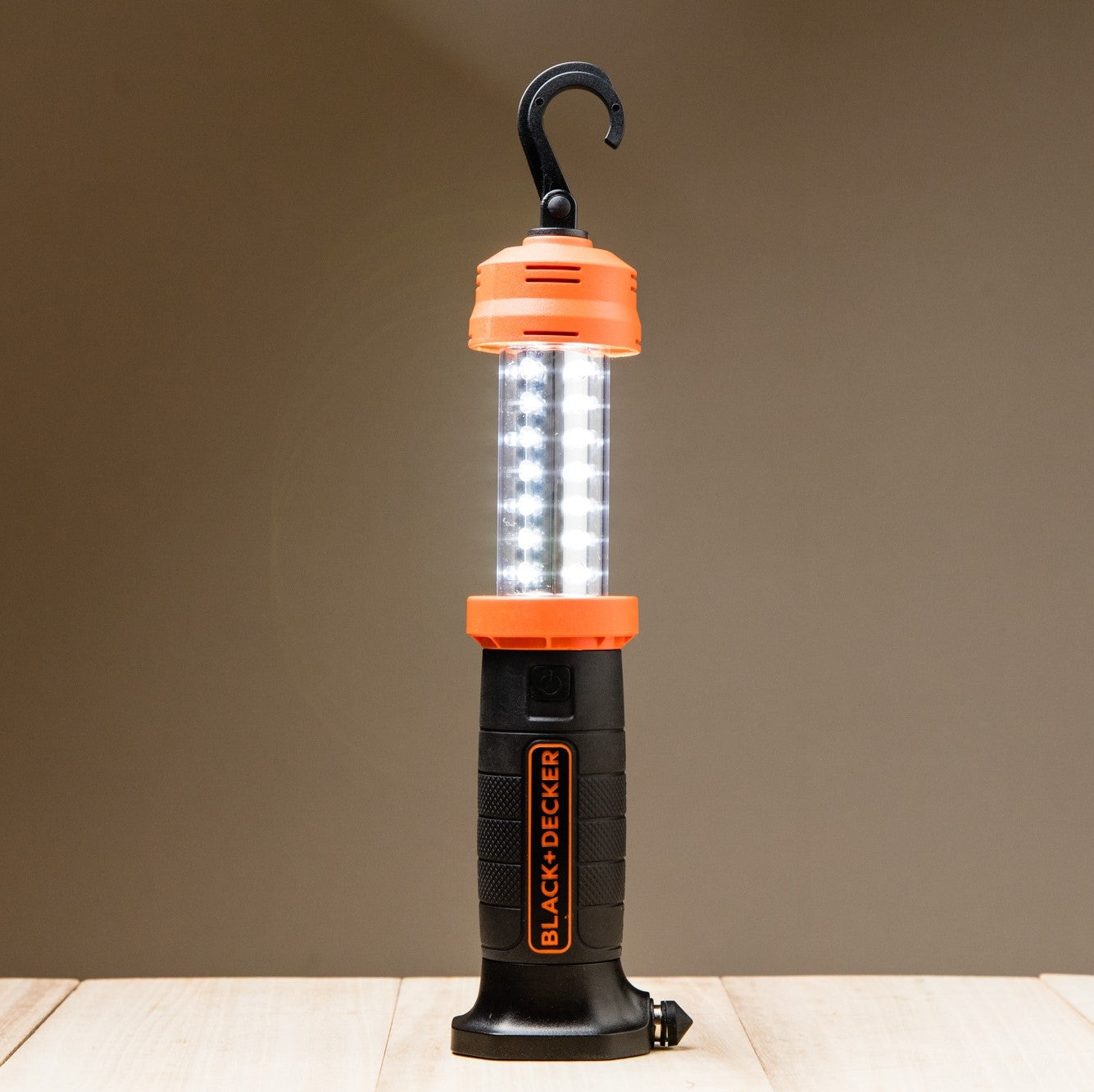 Black and Decker Emergency Light LED Lantern Waterproof - 360 Degrees Crack Hammer Torch